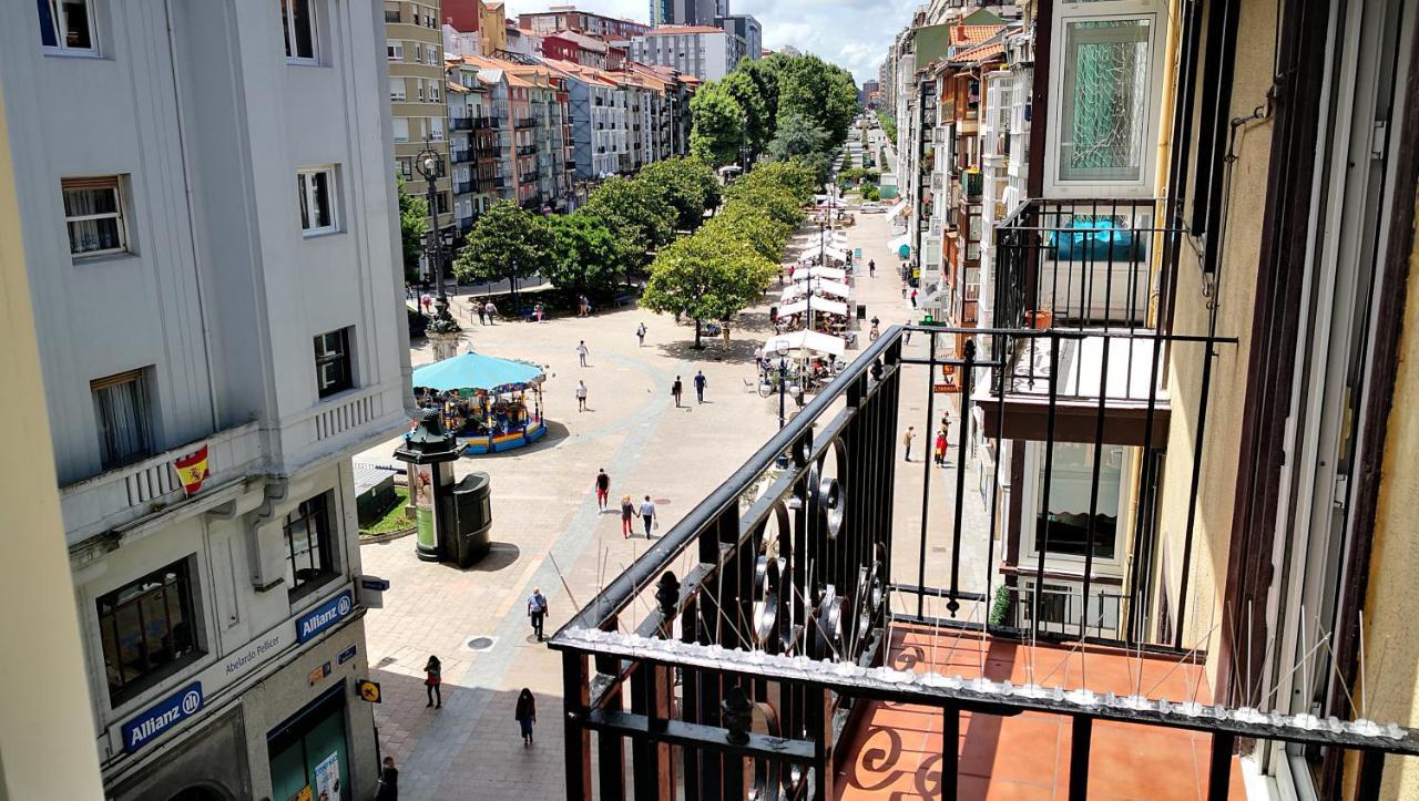 Piso En Calle Peatonal Con Garaje Privado Lejlighed Santander Eksteriør billede